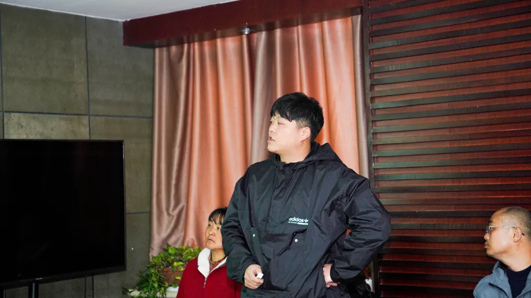 六大茶山2021年終述職圓滿(mǎn)完成，共迎百年榮耀&middot;雙十加冕的2022年